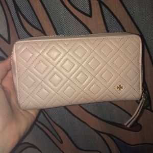 Tori Burch wallet